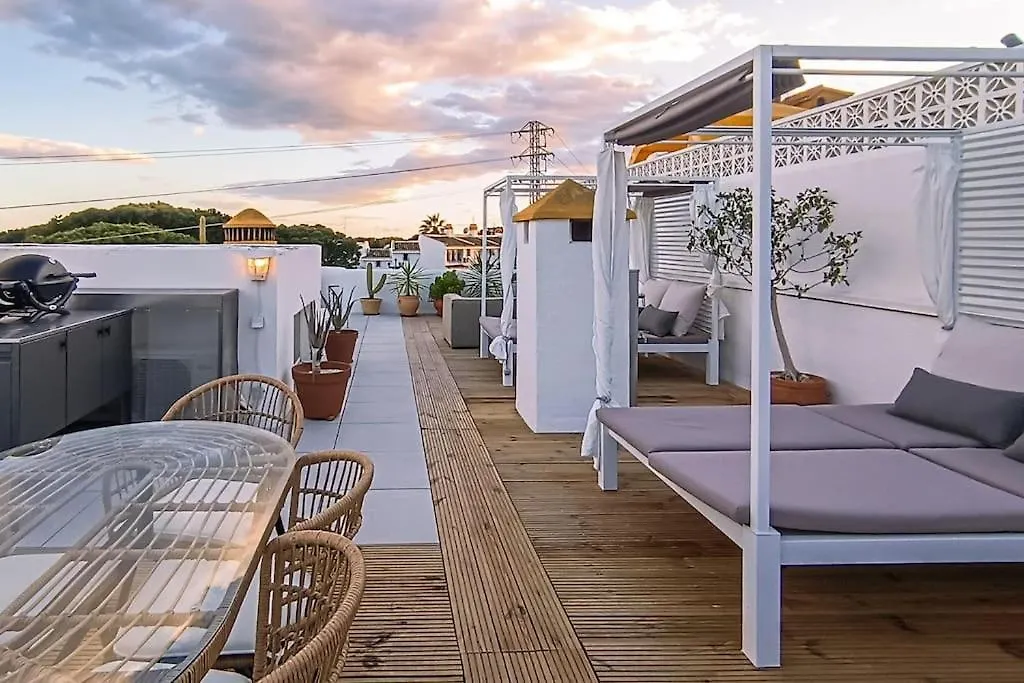 Rooftop Oasis At Ocean Point Calahonda - Just Few Steps Away From The Beach, Restaurants & Shops Apartment Sitio de Calahonda