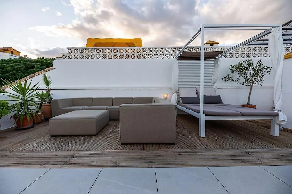 Rooftop Oasis At Ocean Point Calahonda - Just Few Steps Away From The Beach, Restaurants & Shops Apartment Sitio de Calahonda
