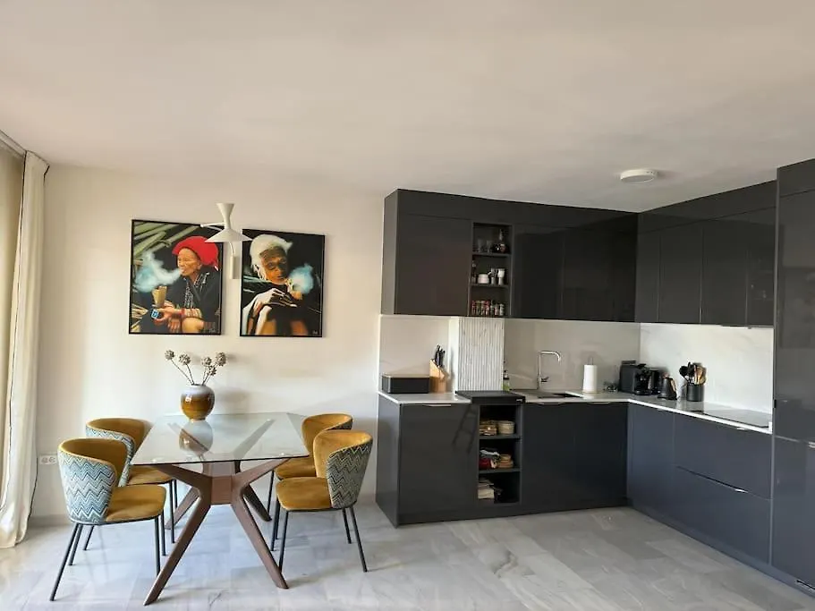 Rooftop Oasis At Ocean Point Calahonda - Just Few Steps Away From The Beach, Restaurants & Shops Apartment Sitio de Calahonda Spain