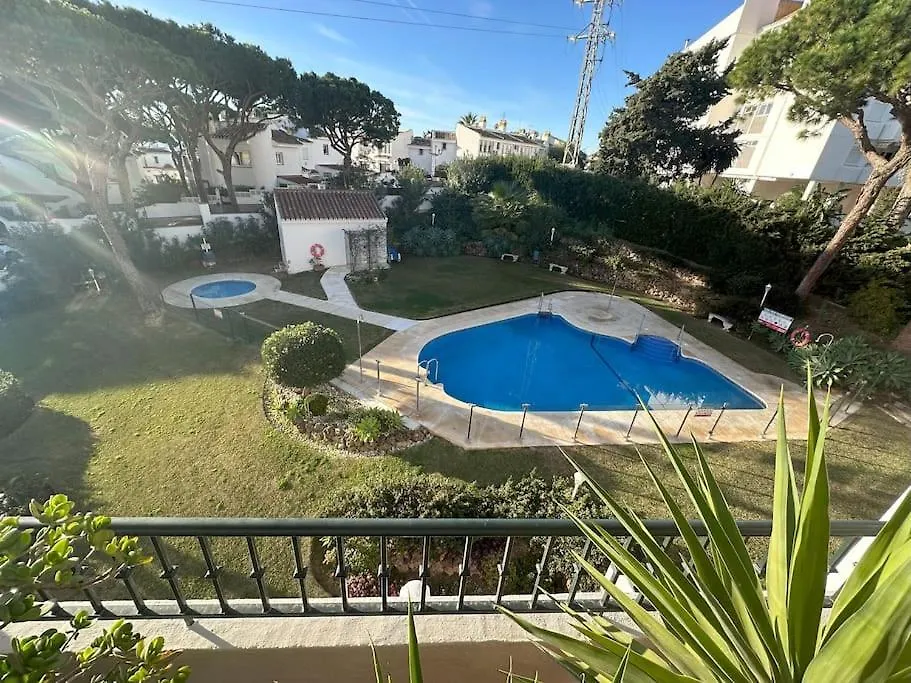 Rooftop Oasis At Ocean Point Calahonda - Just Few Steps Away From The Beach, Restaurants & Shops Apartment Sitio de Calahonda