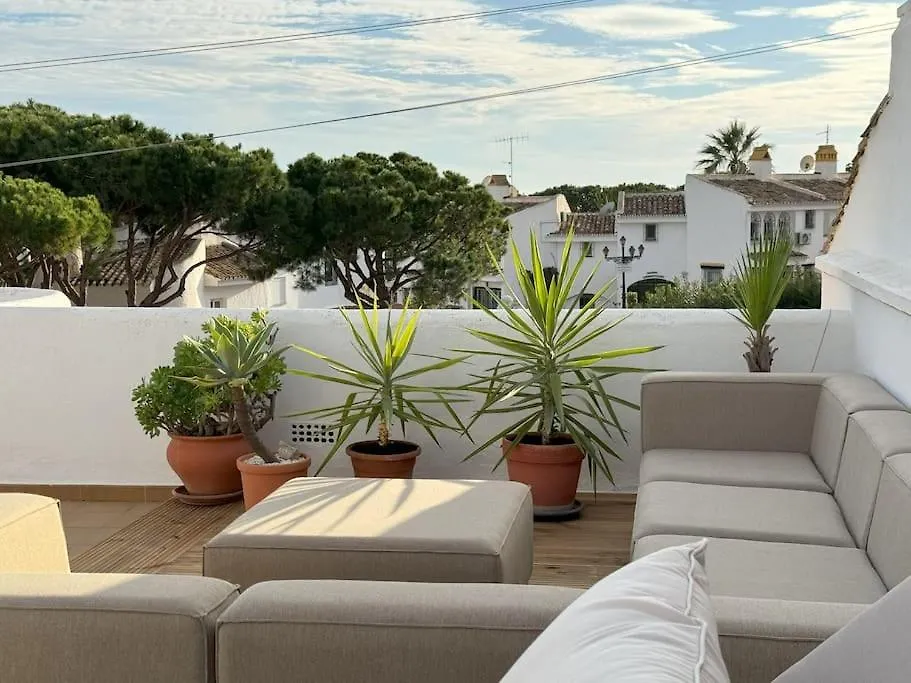 Rooftop Oasis At Ocean Point Calahonda - Just Few Steps Away From The Beach, Restaurants & Shops Apartment Sitio de Calahonda