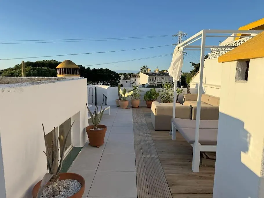 Rooftop Oasis At Ocean Point Calahonda - Just Few Steps Away From The Beach, Restaurants & Shops Apartment Sitio de Calahonda 0*,