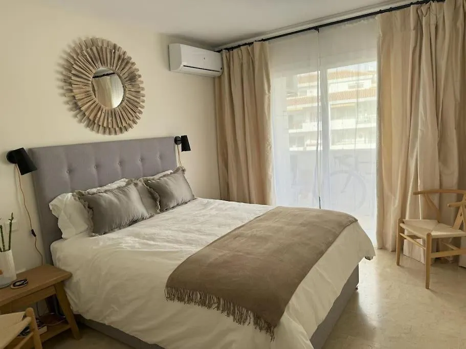 Rooftop Oasis At Ocean Point Calahonda - Just Few Steps Away From The Beach, Restaurants & Shops Apartment Sitio de Calahonda